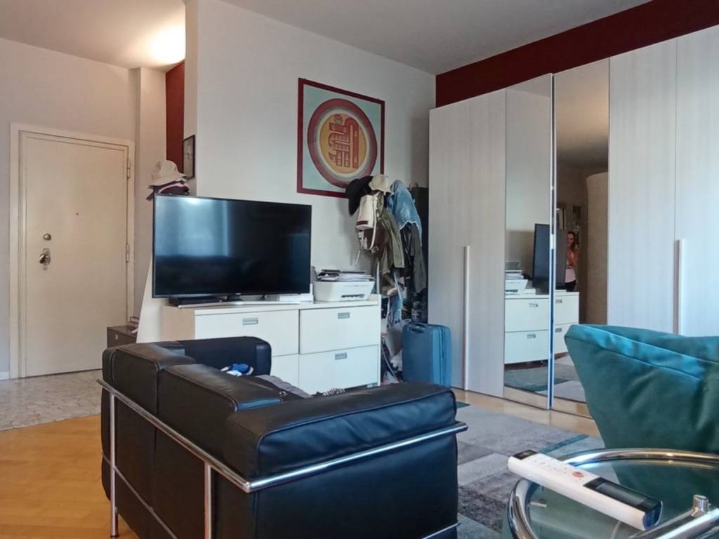 APPARTAMENTO MQ 85 PIANO ALTO INDIPENDENZA CASTEL MORRONE