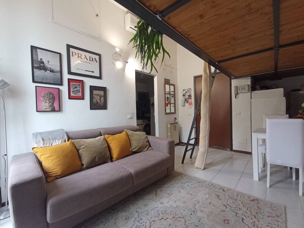 Monolocale in affitto Navigli a Milano